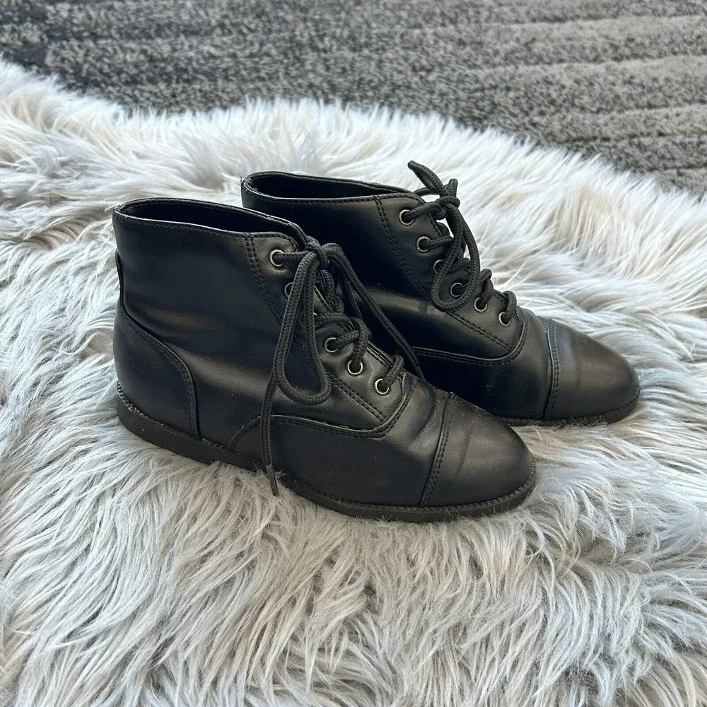 Vintage North West‎ Blue Brand Girls Black Lace Up Boots 12